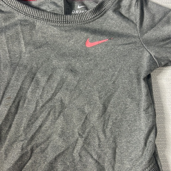 4/$15 Nike Tracksuit Kids 18 m  dri fit - Picture 3 of 4
